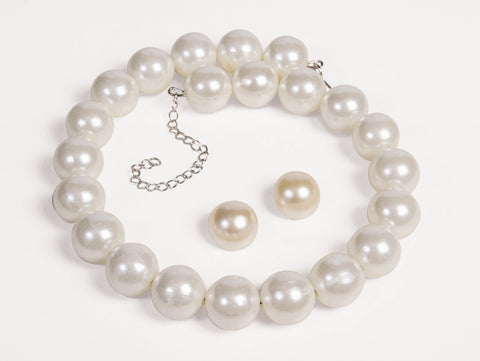 Pearl Necklace and Earrings - Rubies Costumes & Accessories - HalloweenCostumes4U.com - Accessories